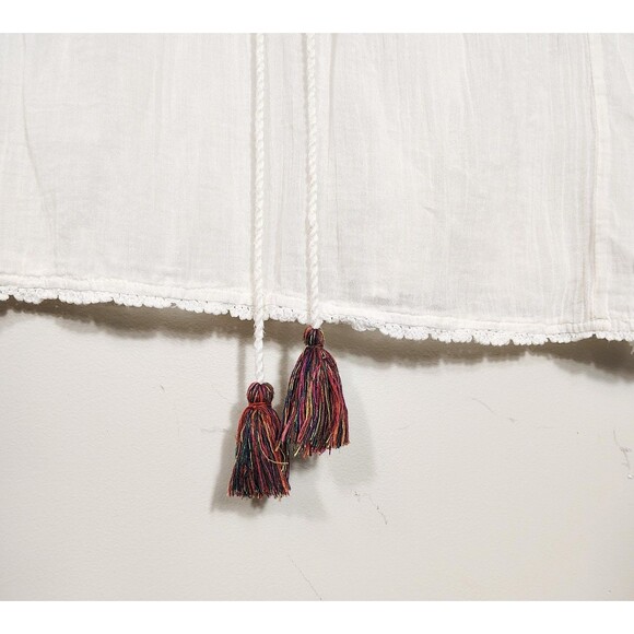 Free People Lohri MEDIUM Embroidered Tassel Boho Peasant Top Festival Gypsy - Picture 4 of 9